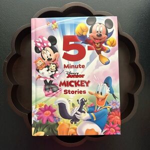 Disney Junior 5-Minute Mickey Stories Book
